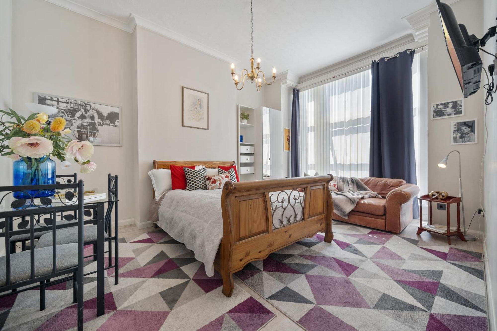 Modern Studio Apartment London Bagian luar foto