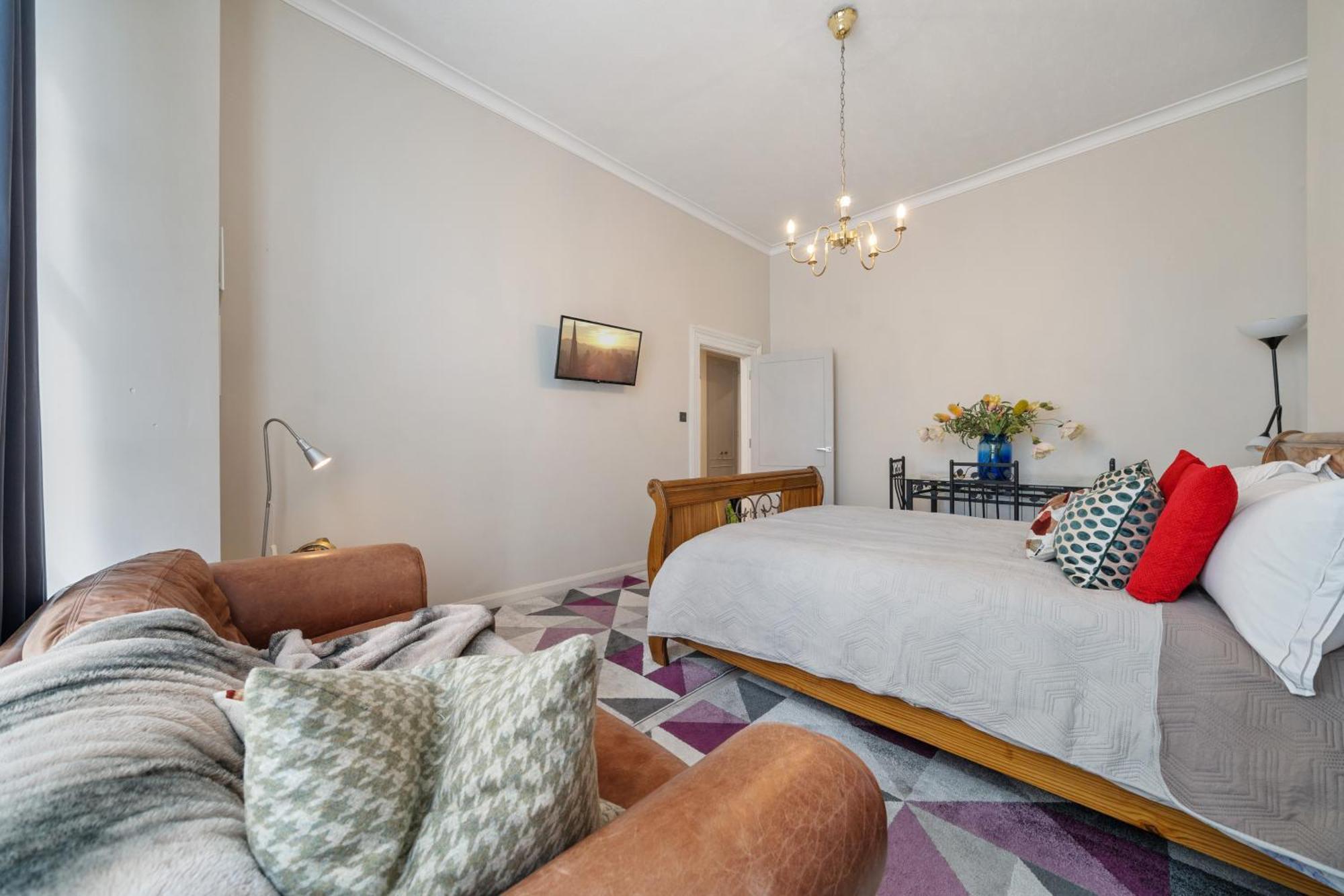 Modern Studio Apartment London Bagian luar foto